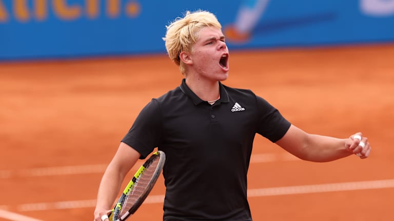 Diego Dedura celebrated becoming the first player born in 2008 or later to win an ATP match.