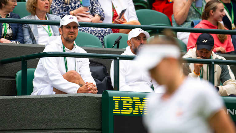 Stefano Vukov, coach of Elena Rybakina, cleared by WTA Tour to return from suspension