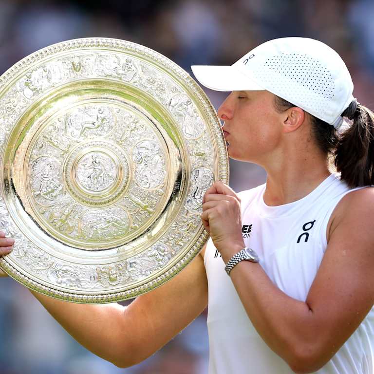 Stat of the Year, No. 1: Iga Swiatek’s historic 6-0, 6-0, 6-0 end game at Wimbledon
