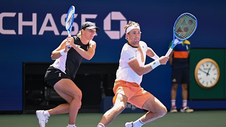 Swiatek and Ruud collided for the first time on the tennis court Tuesday, emerging with two straightforward victories to reach the 2025 US Open mixed doubles semifinals.