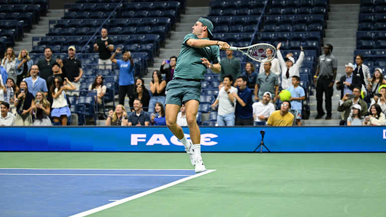 Borges poked it down the line, and Paul raced to the baseline, where he let loose with a forehand pass.
