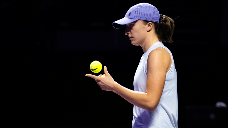 Iga Swiatek ponders “karma” after WTA Finals exit, Amanda Anisimova defeat
